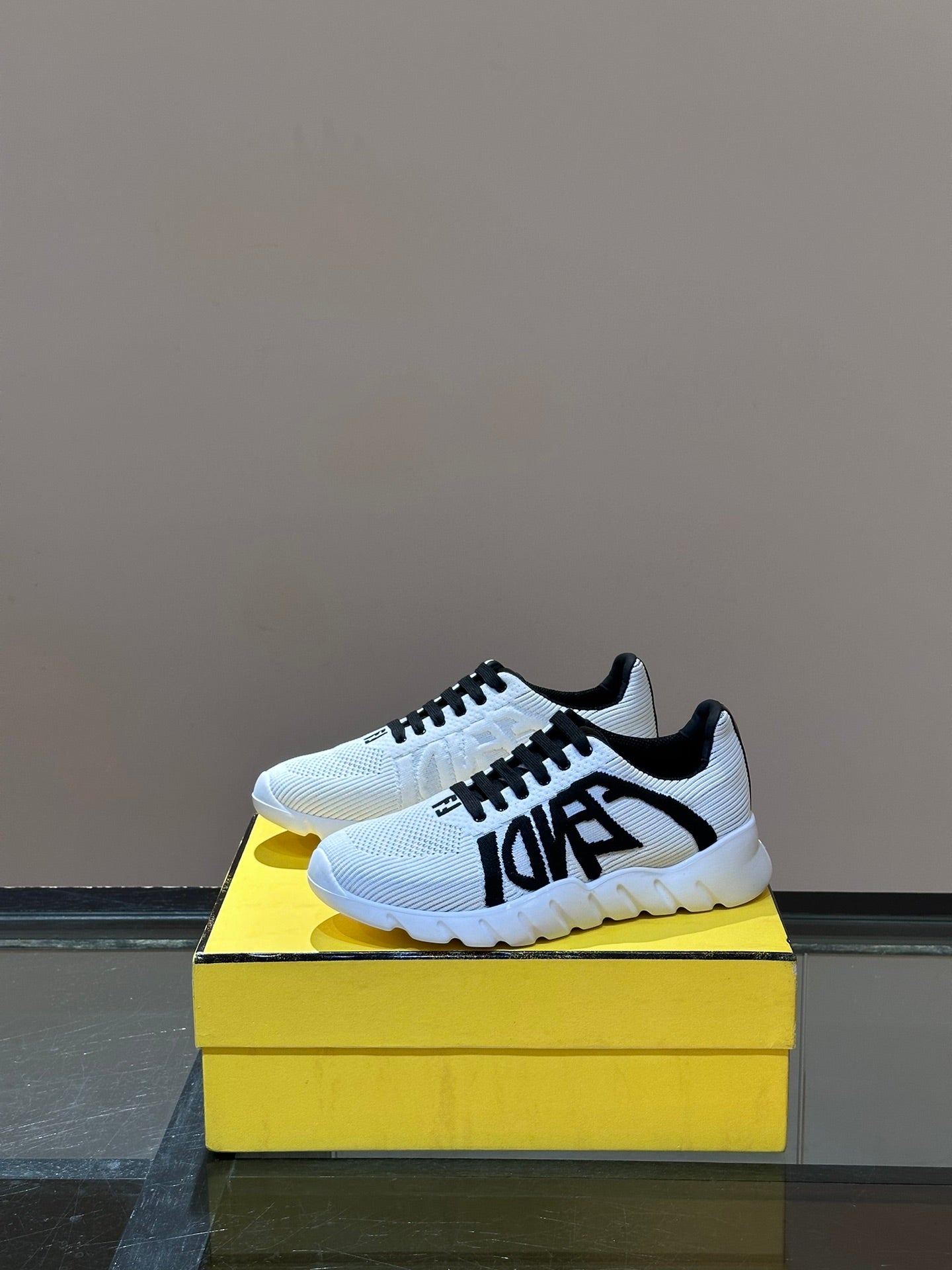 Fendi Sneakers