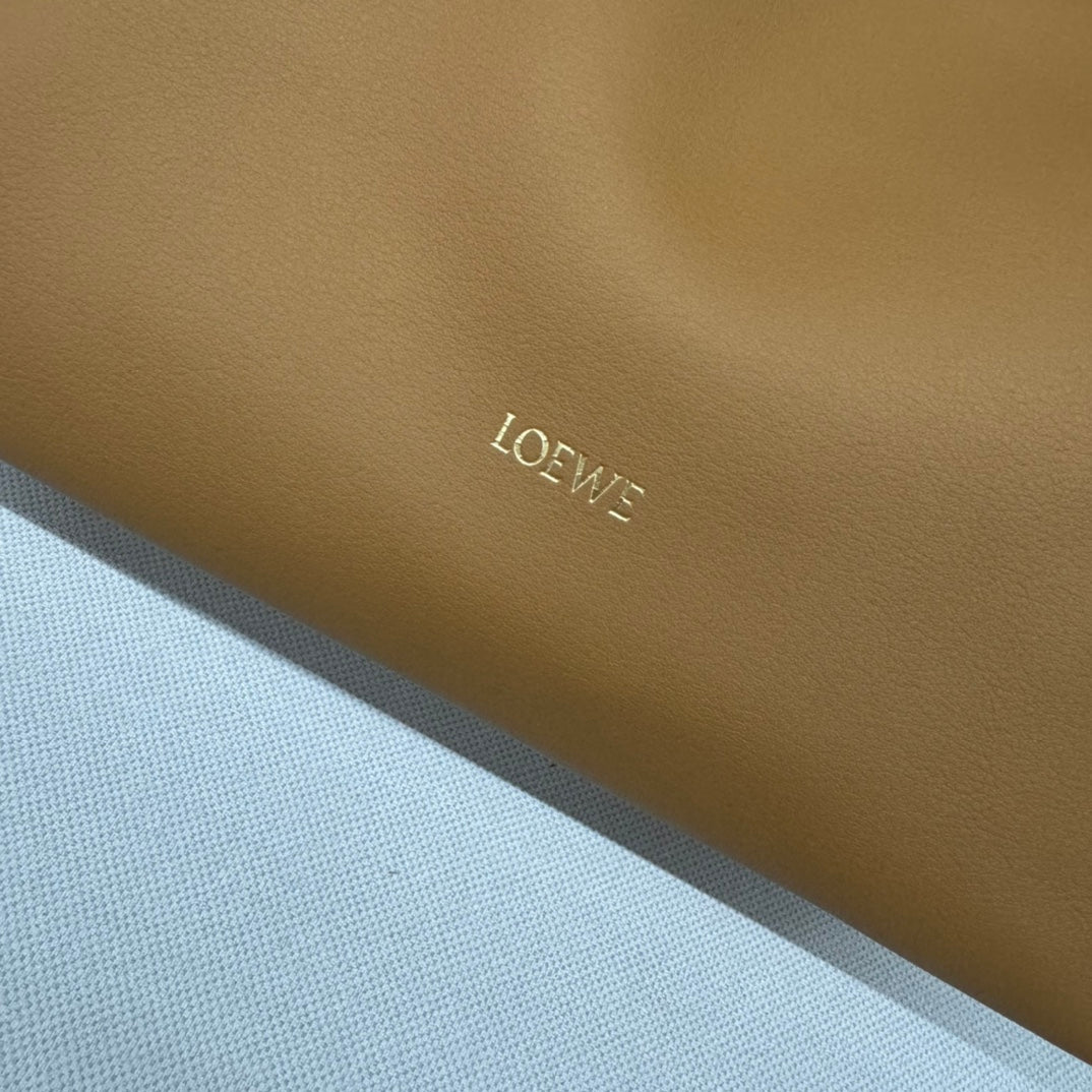 LOEWE Flamenco