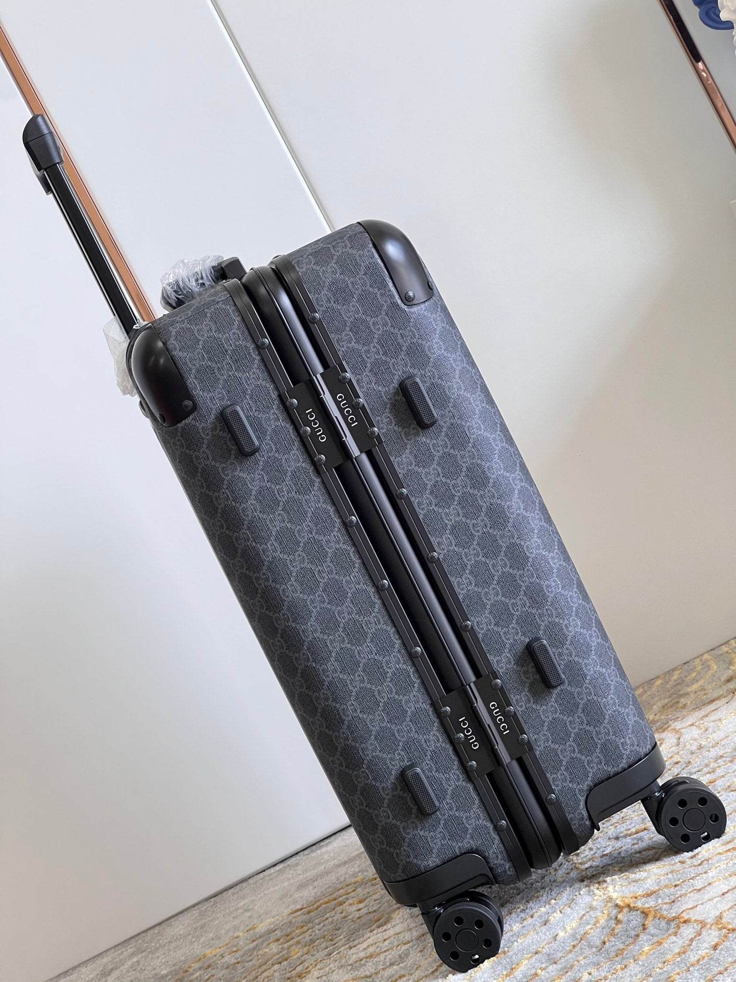 Gucci Porter cabin plus trolley