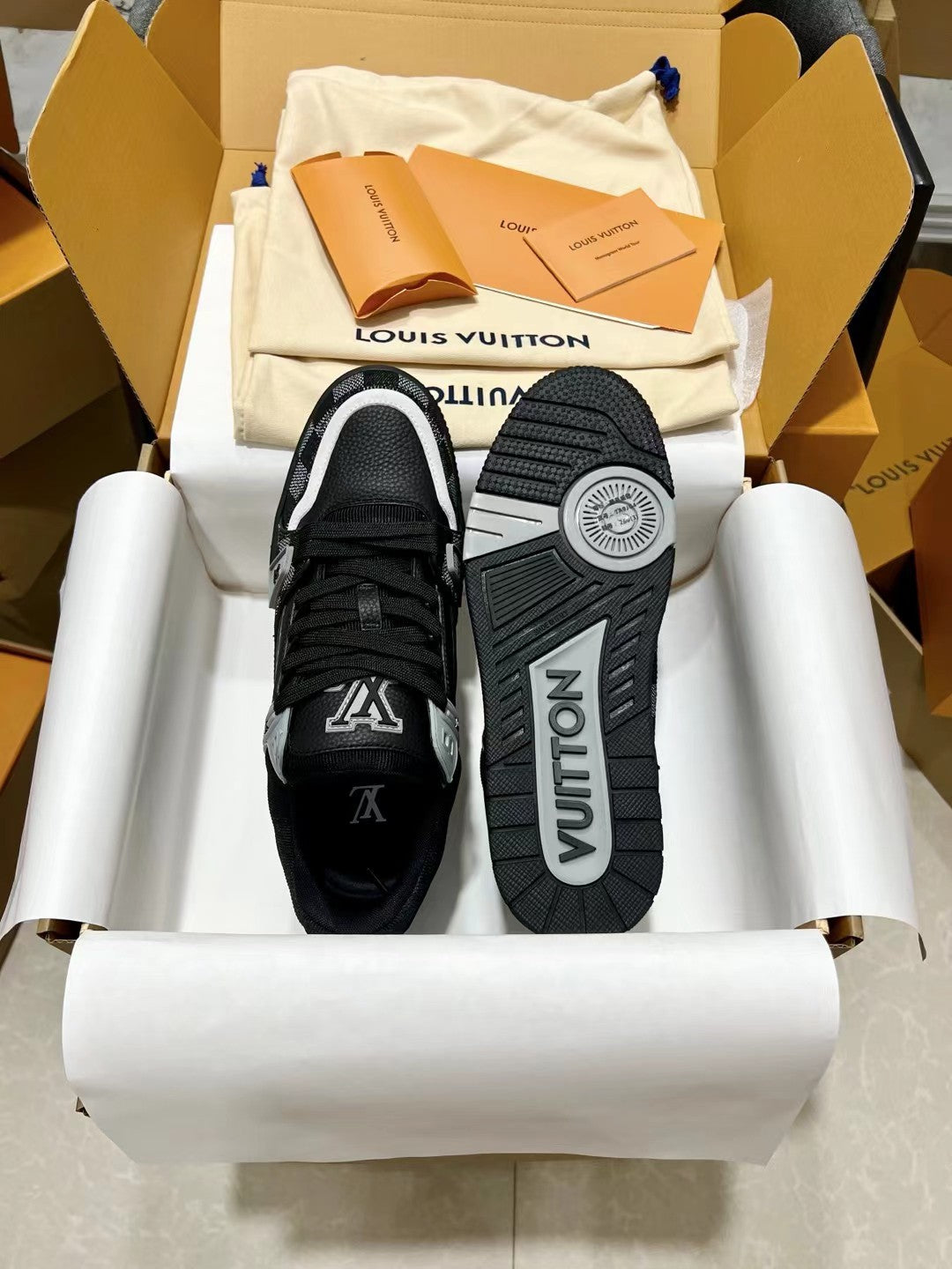 Louis Vuitton Sneakers
