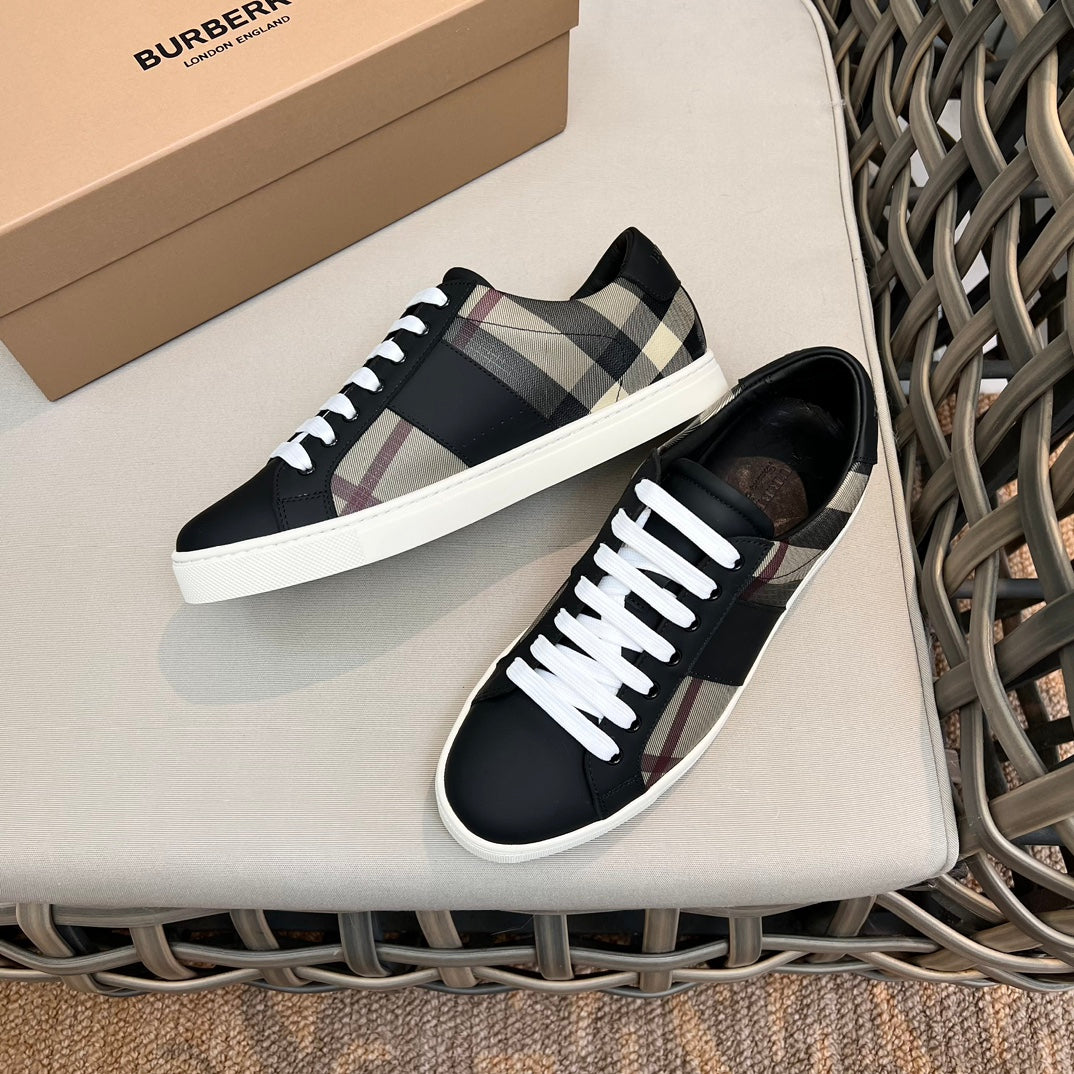 Burberry Sneakers
