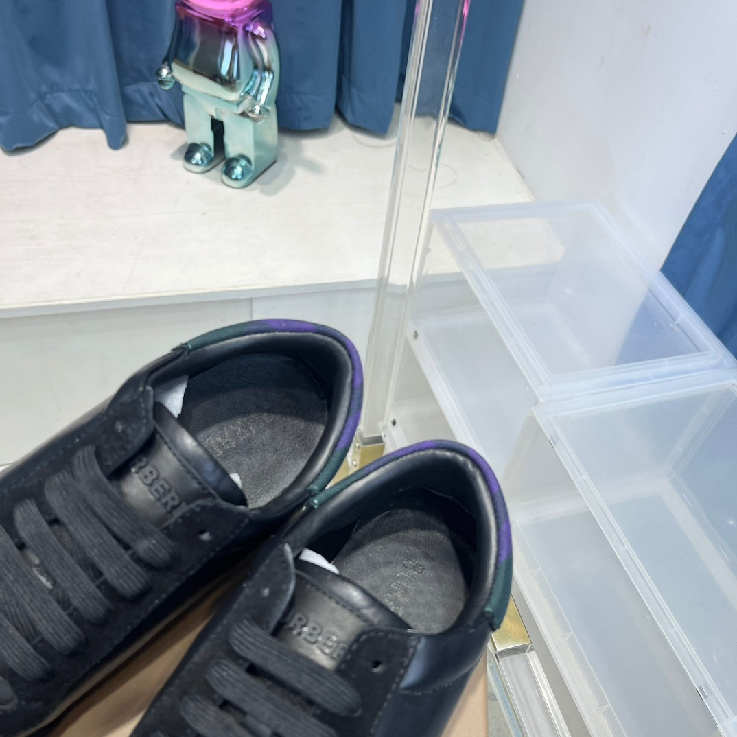 Burberry Sneakers