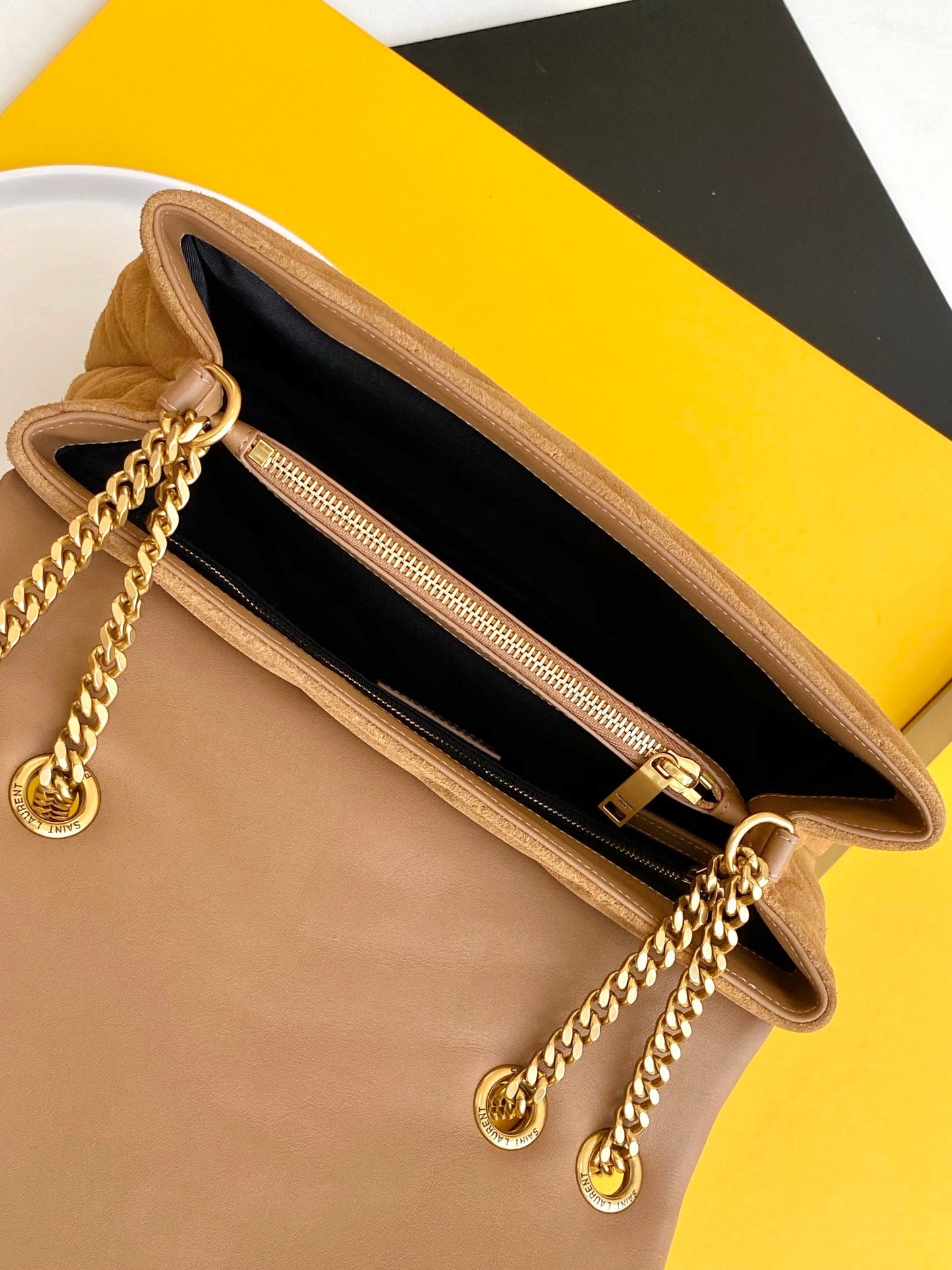 Saint Laurent Women's Loulou Medium Shoulder Bag