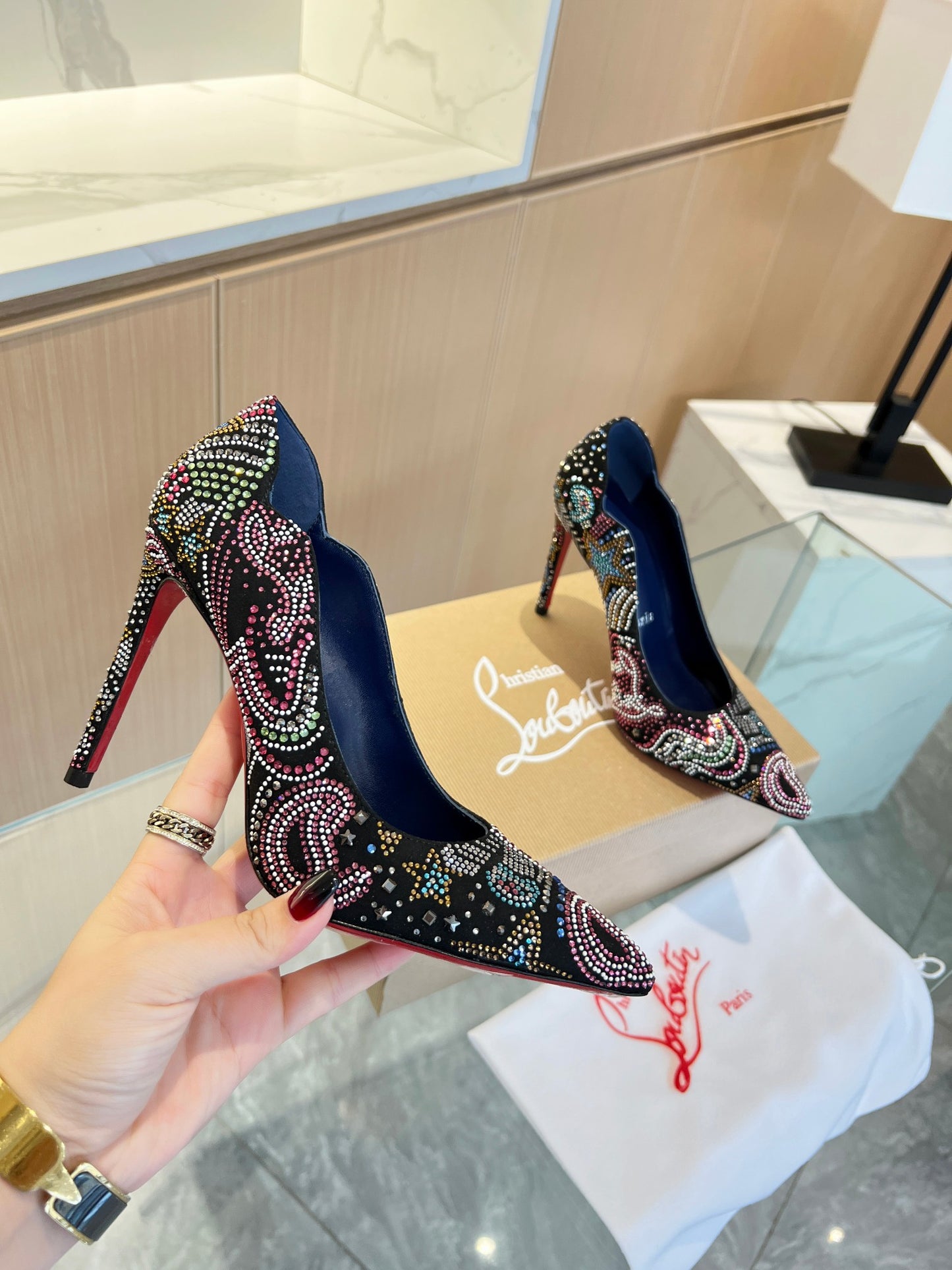 Christian Louboutin Hot Chick Starlight