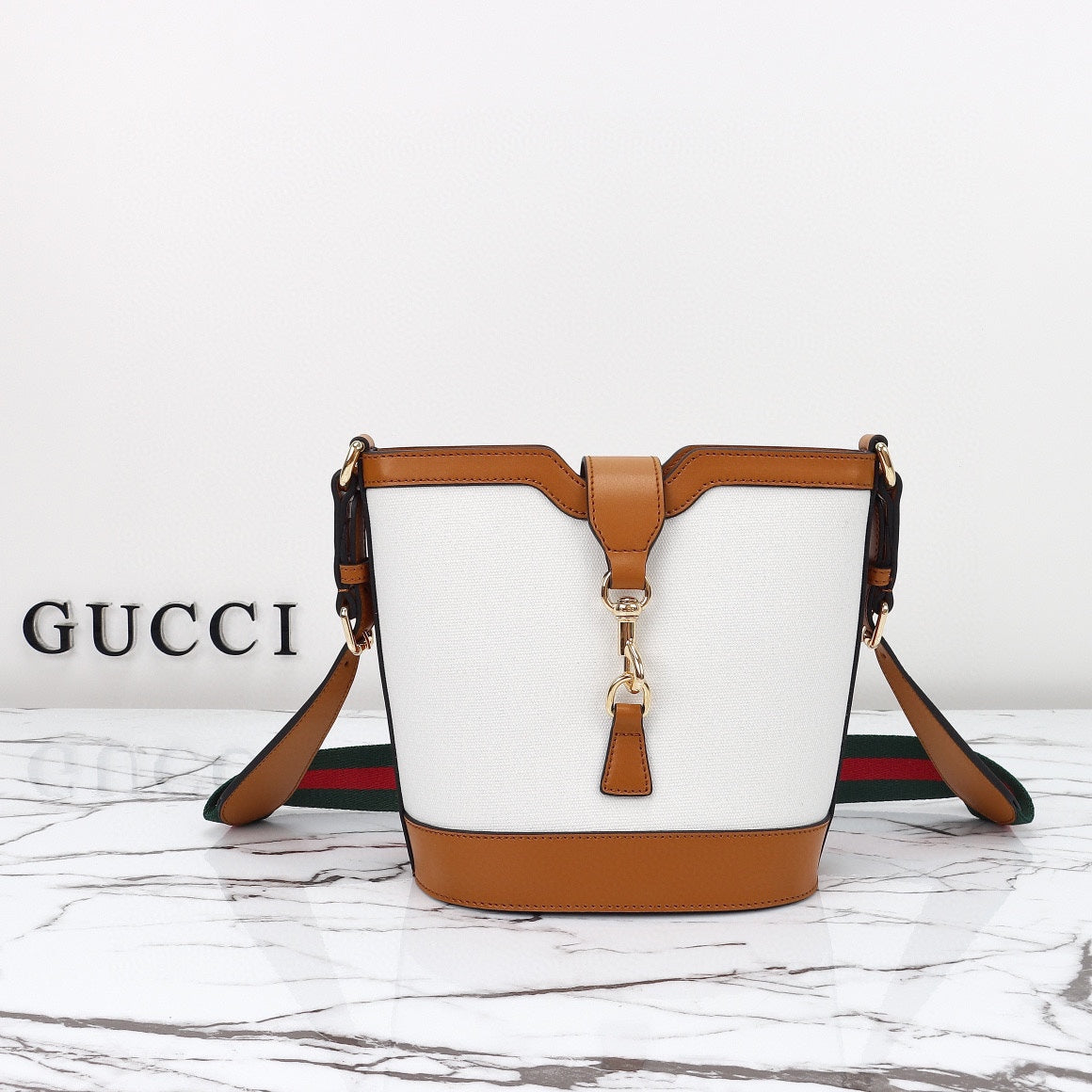 Gucci Mini Bucket Shoulder Bag