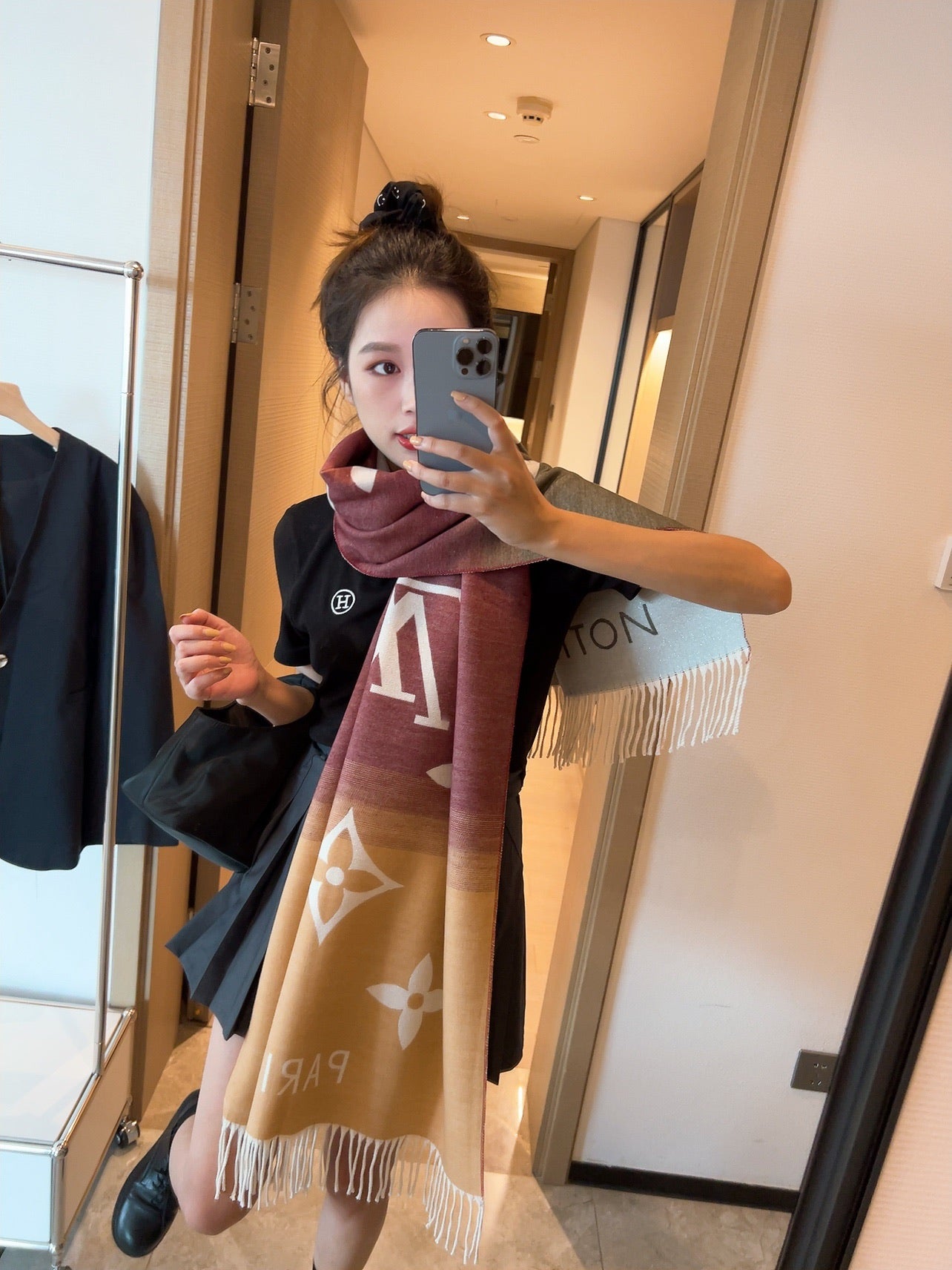 Louis Vuitton scarf