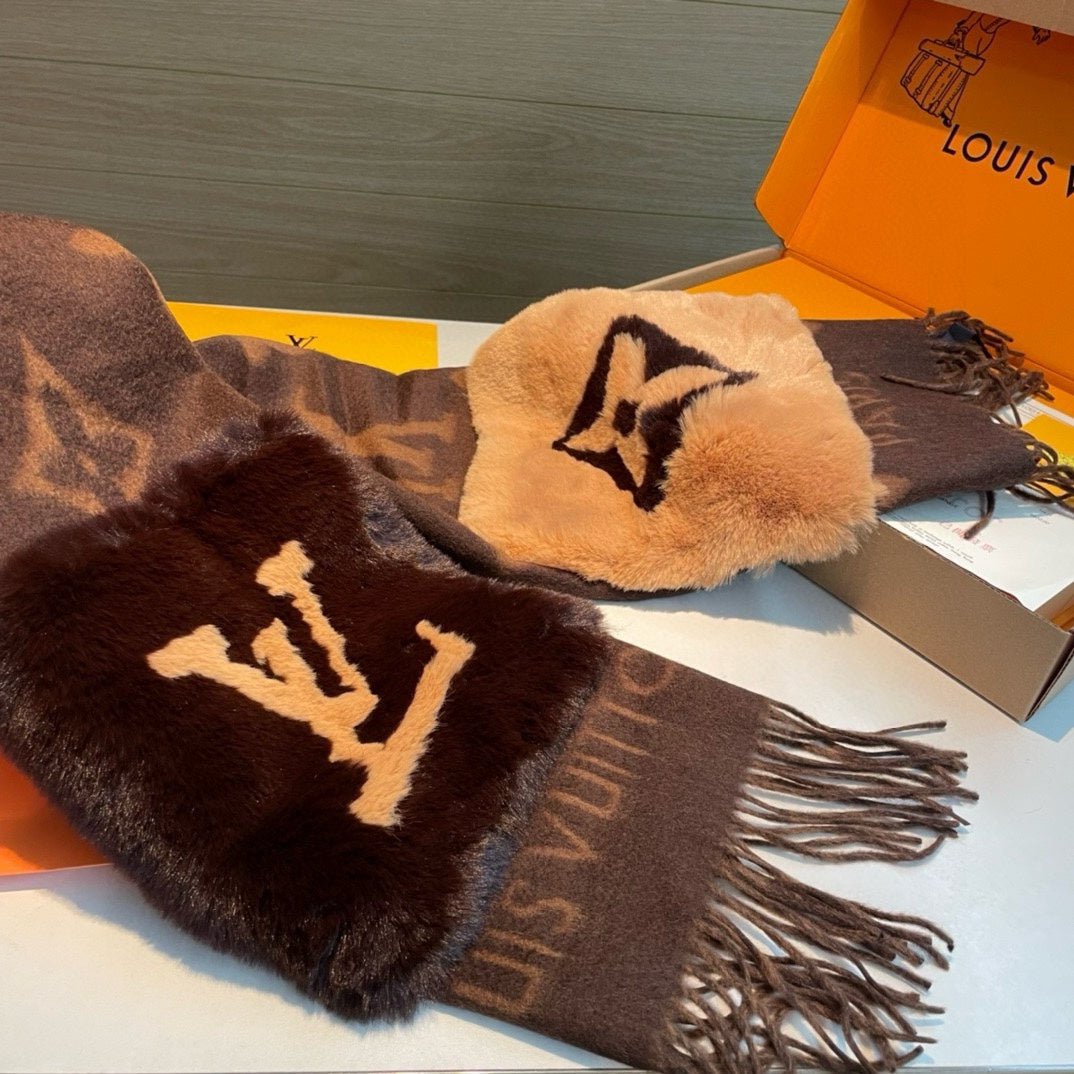 Louis Vuitton Scarf