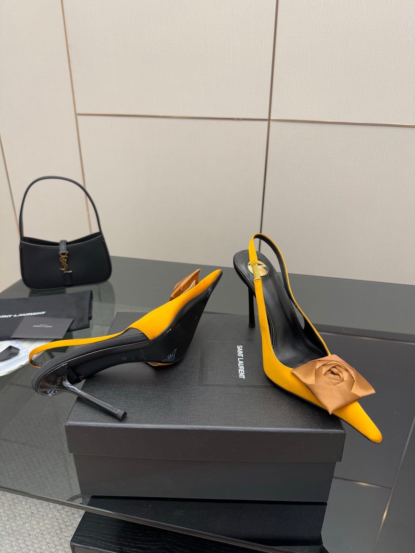 Saint Laurent 110 Bow