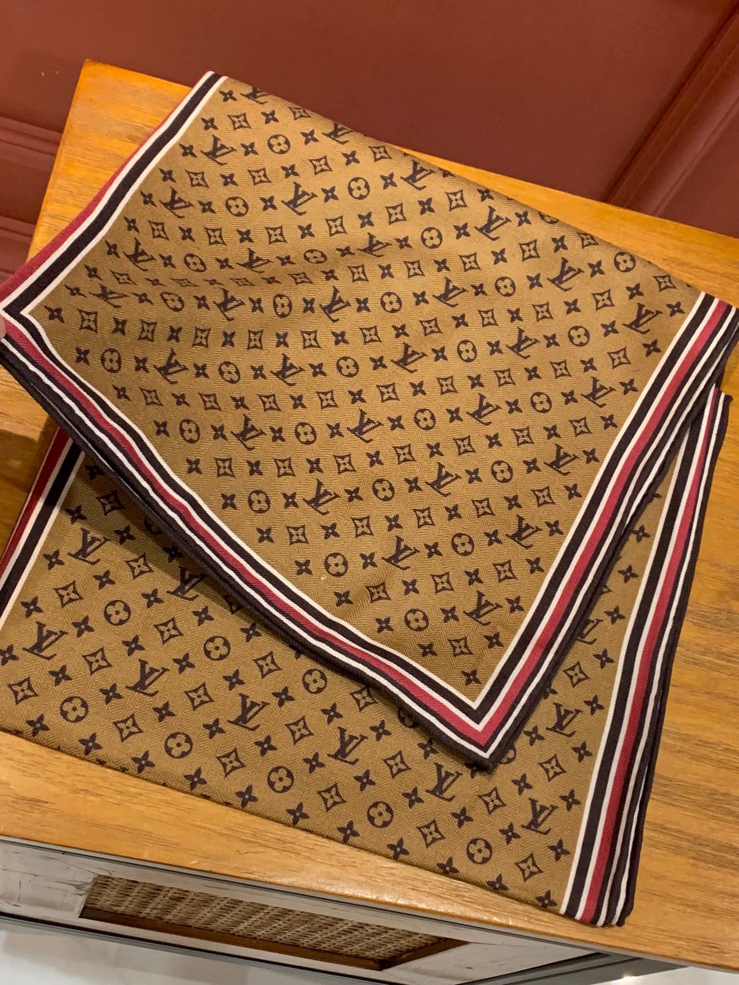Louis Vuitton scarf
