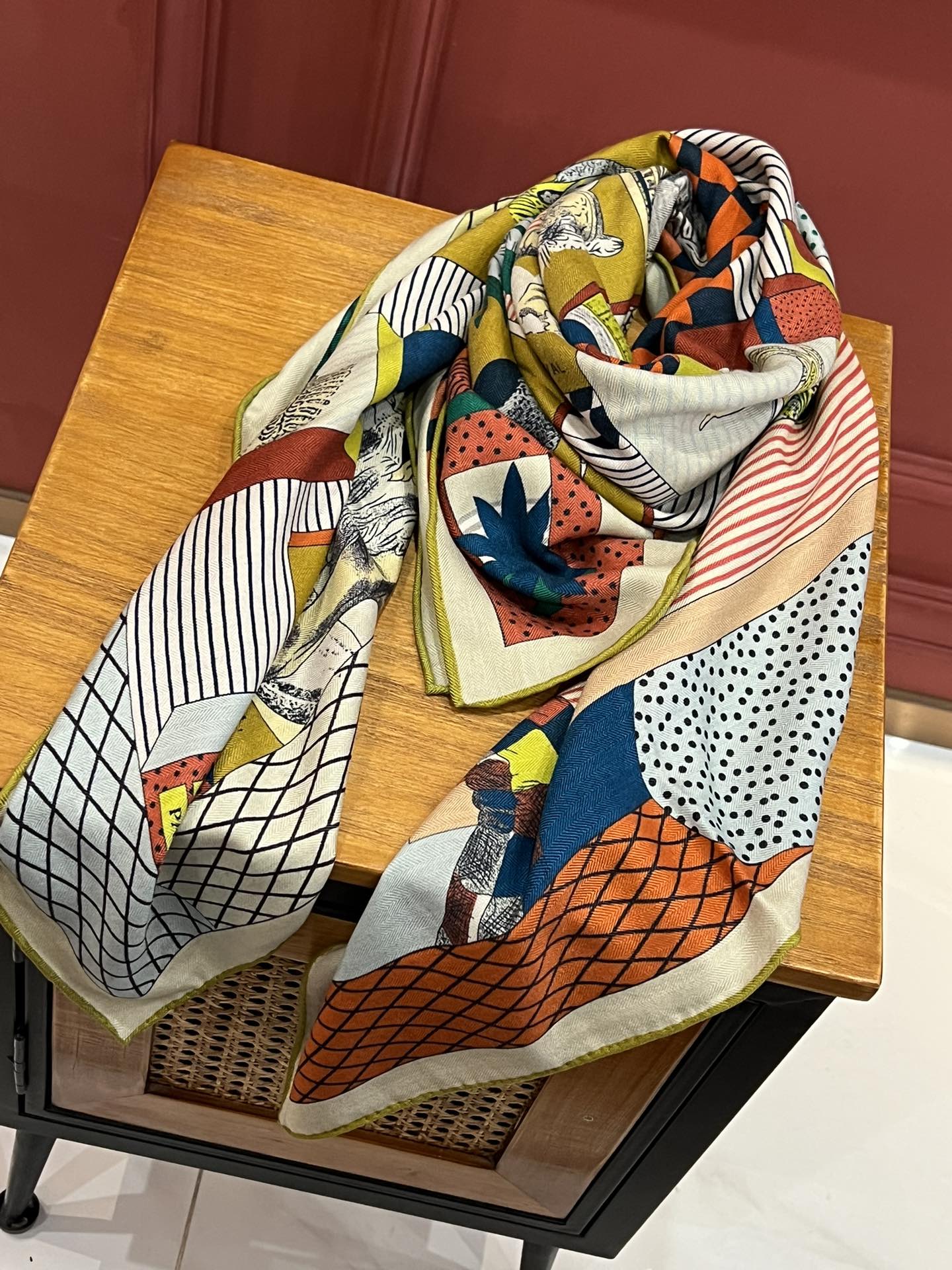 Hermès scarf