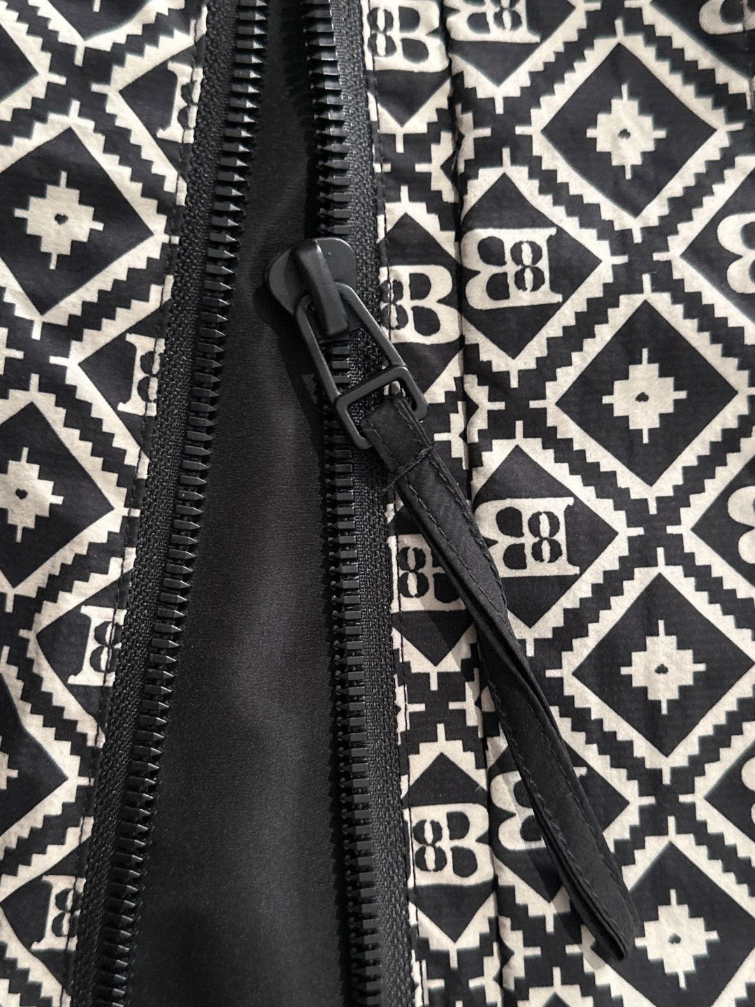 BALENCIAGA Exclusive Jacket