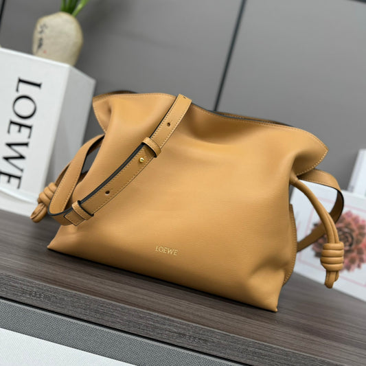 LOEWE Flamenco