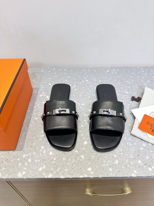 Hermès Women's Black Peep Toe Flat Sandals