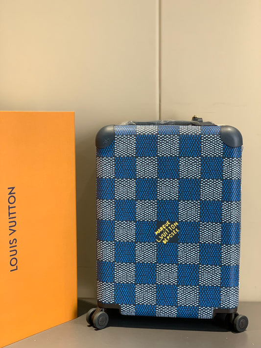 Louis Vuitton Horizon 55