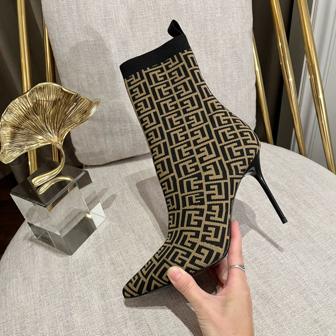 Balmain Skye 95 Knit Ankle Boots