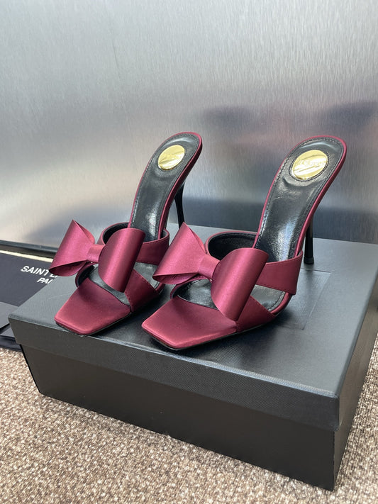 Saint Laurent 110 Bow