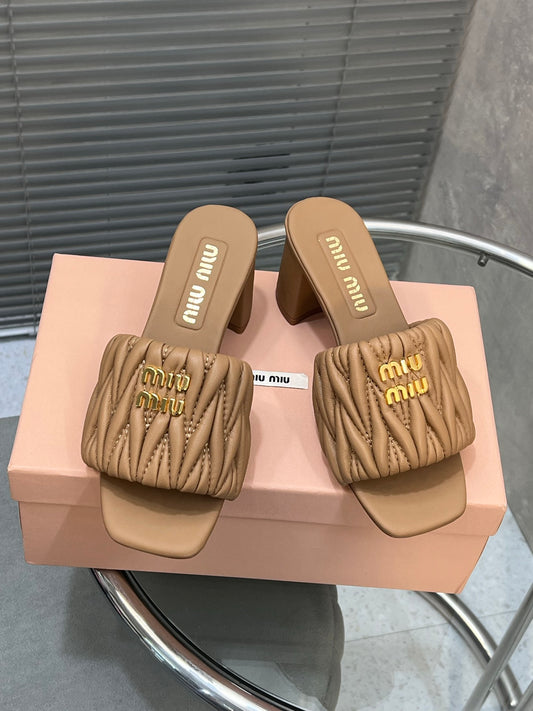 MIU MIU Brown Ciabatte 55 Logo Mule Sandals