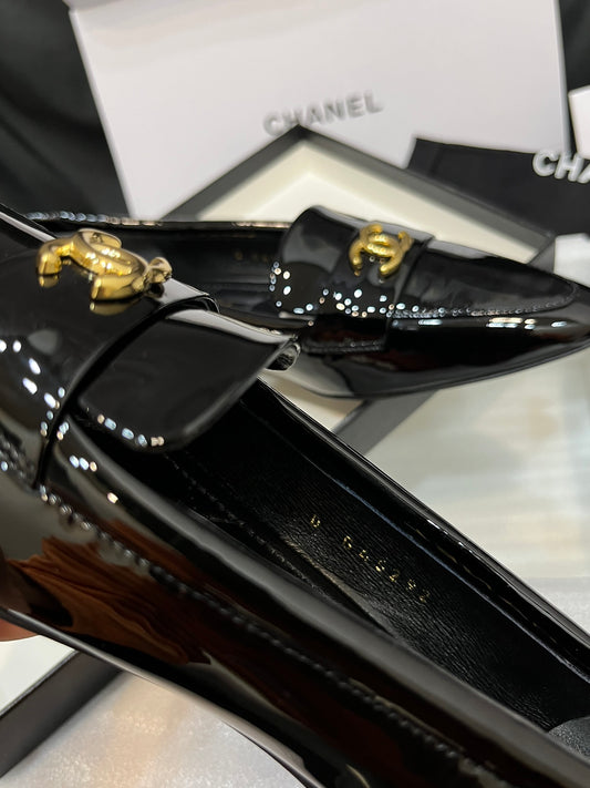 CHANEL One Point loafer women's