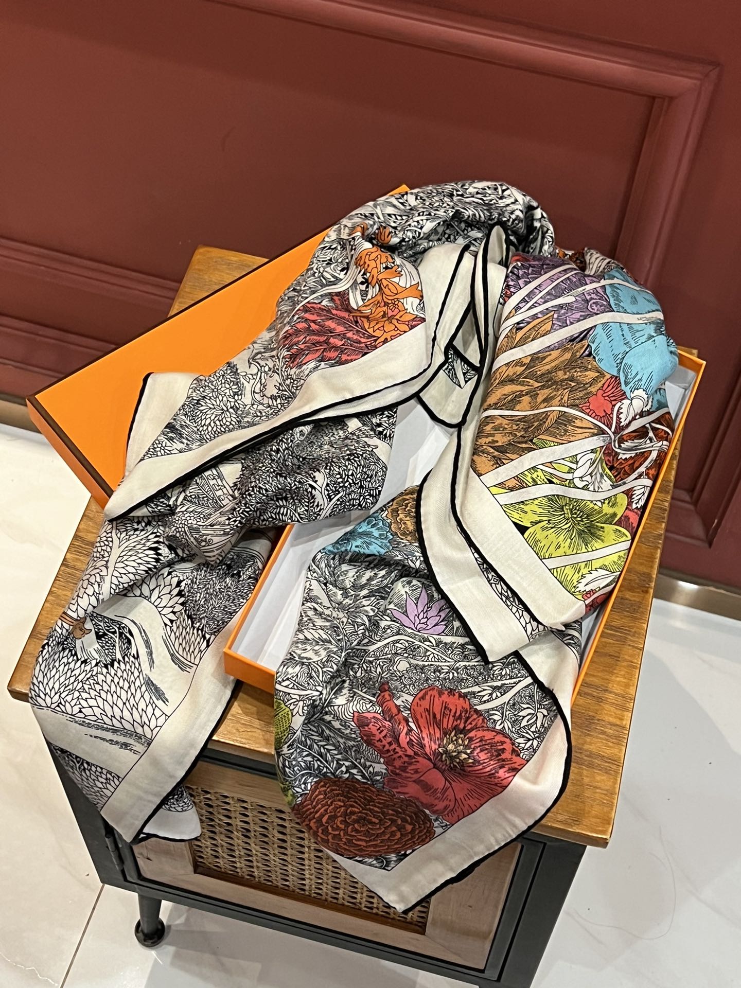Hermès scarf