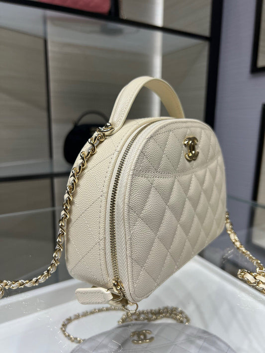 Chanel 22C Mini Round Vanity Bag