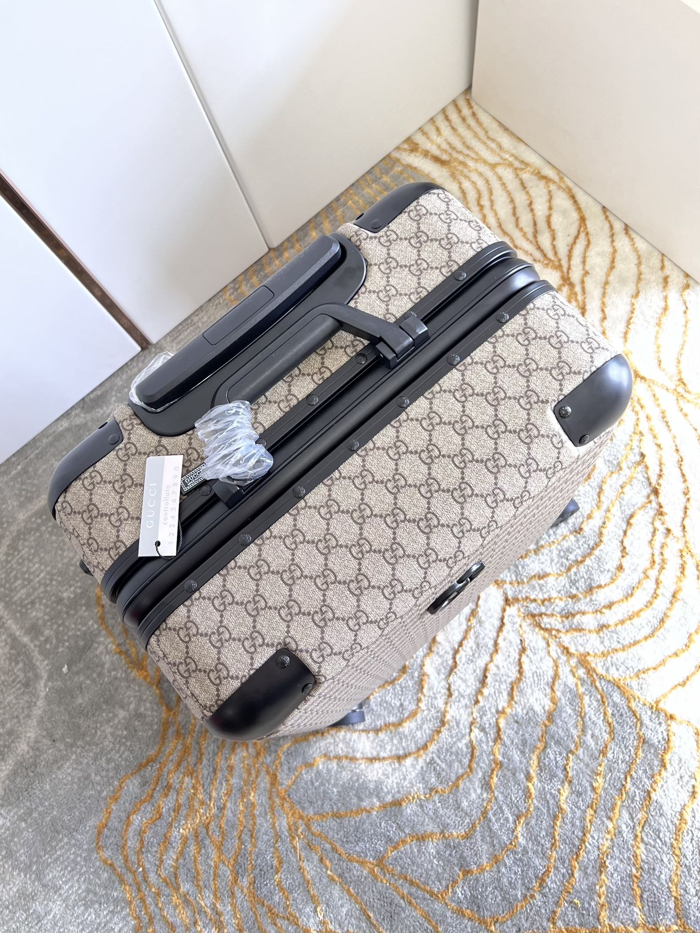 Gucci Porter cabin plus trolley
