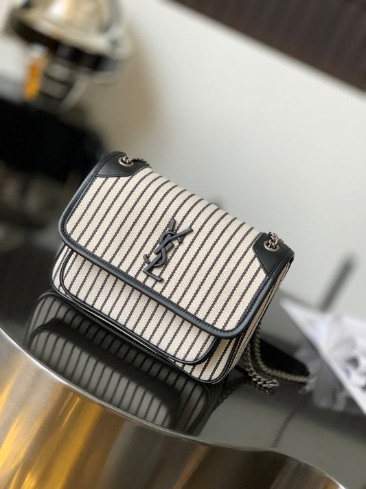Saint Laurent YSL Niki Small