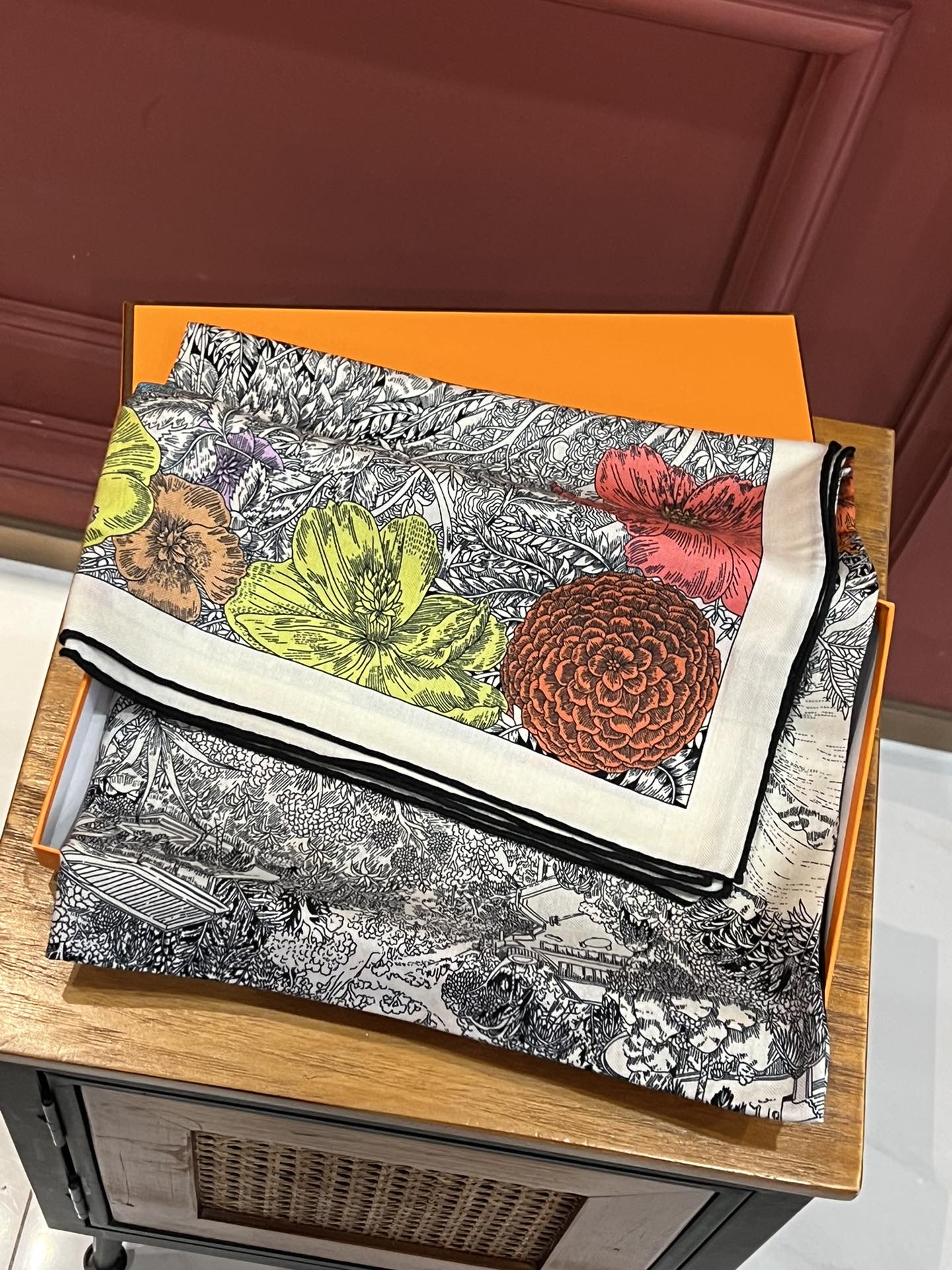 Hermès scarf