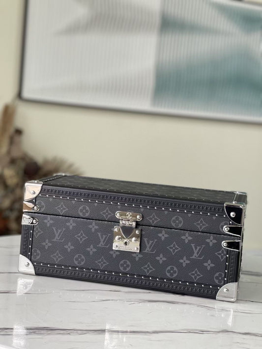 Louis Vuitton Jewelry Case Trunk