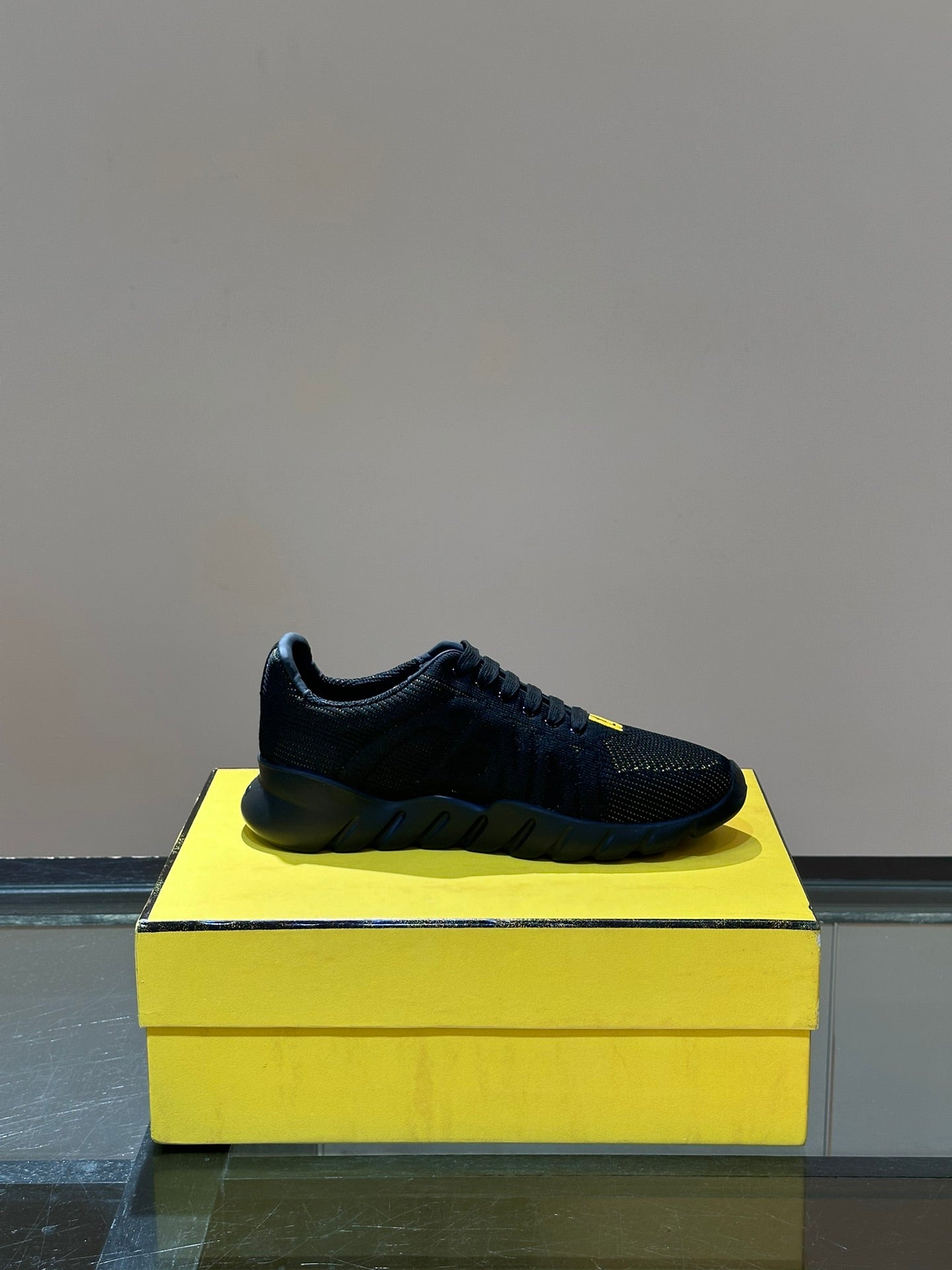 Fendi Sneakers