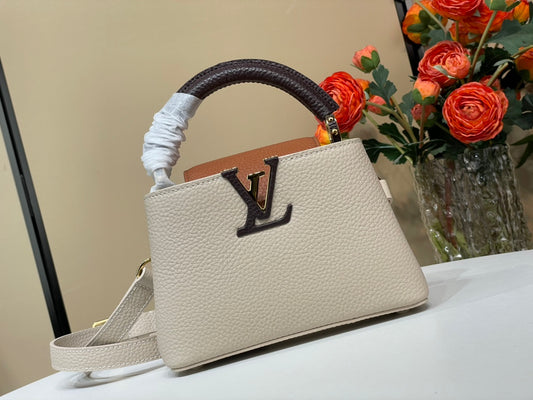 Louis Vuitton Capucines