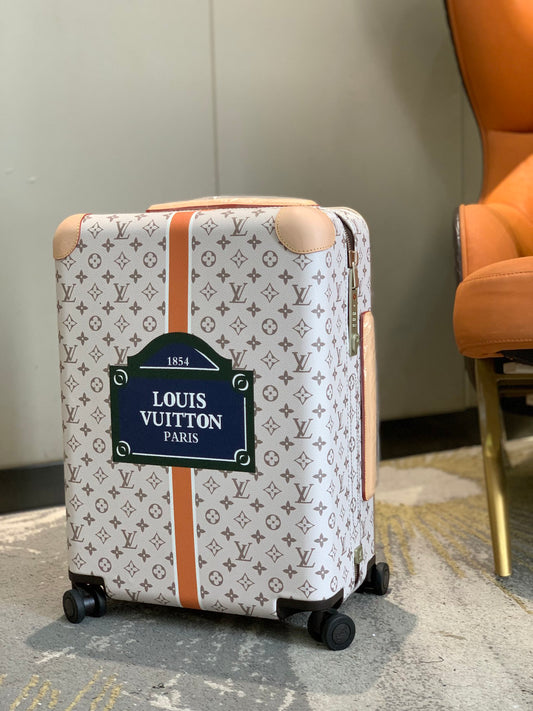 Louis Vuitton Horizon 55