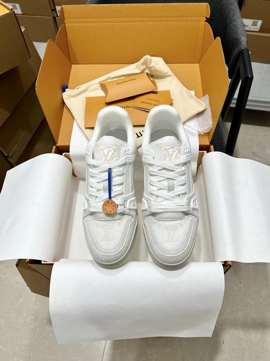 Louis Vuitton Sneakers