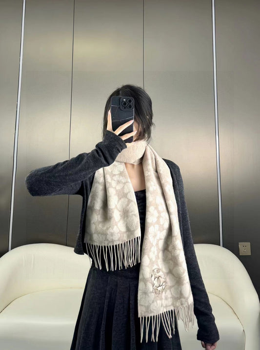 CHANEL Scarf