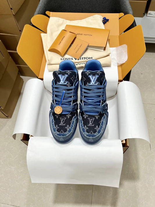 Louis Vuitton Sneakers