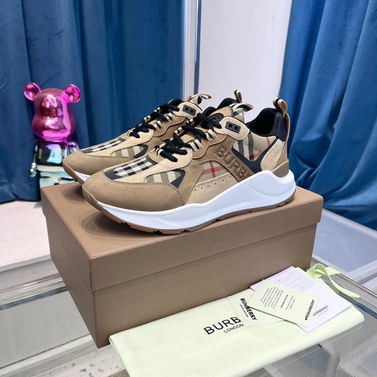 Burberry Sneakers