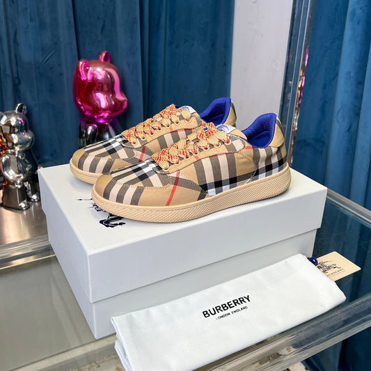 Burberry Sneakers