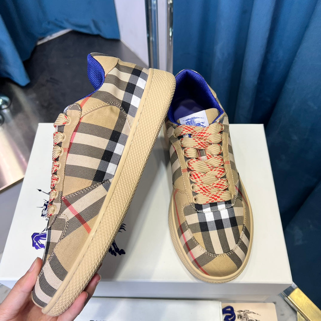 Burberry Sneakers