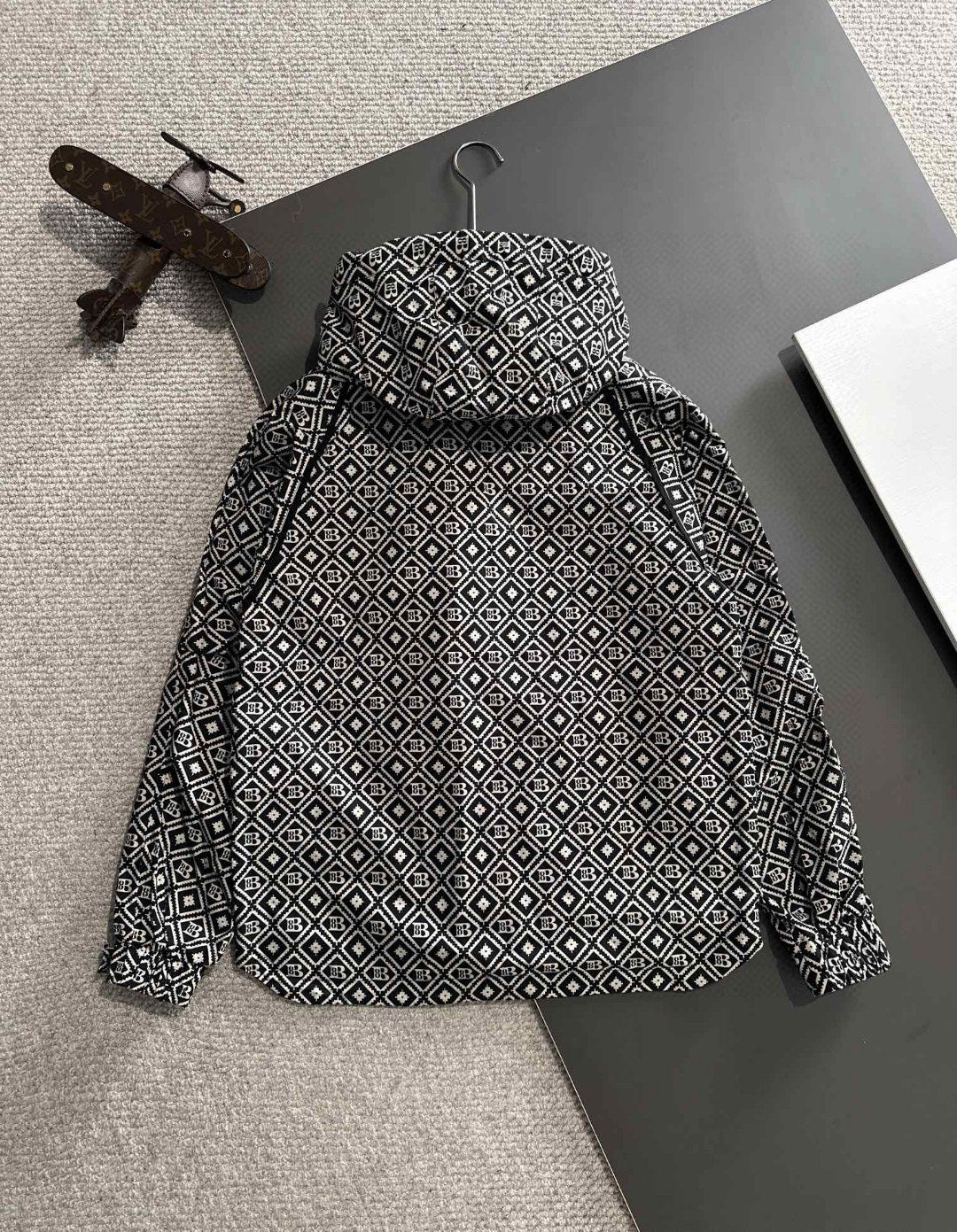 BALENCIAGA Exclusive Jacket