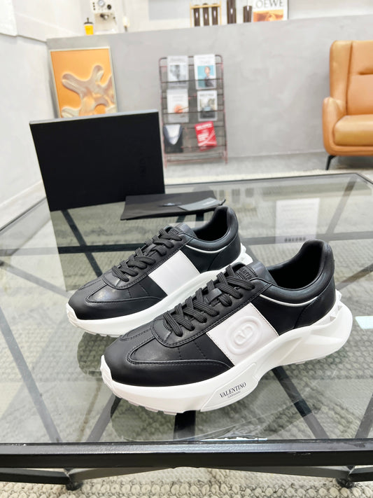 Valentino Sneakers
