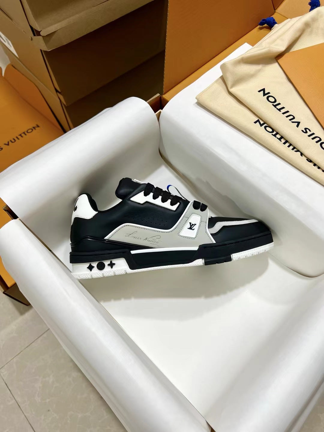 Louis Vuitton LV Trainer