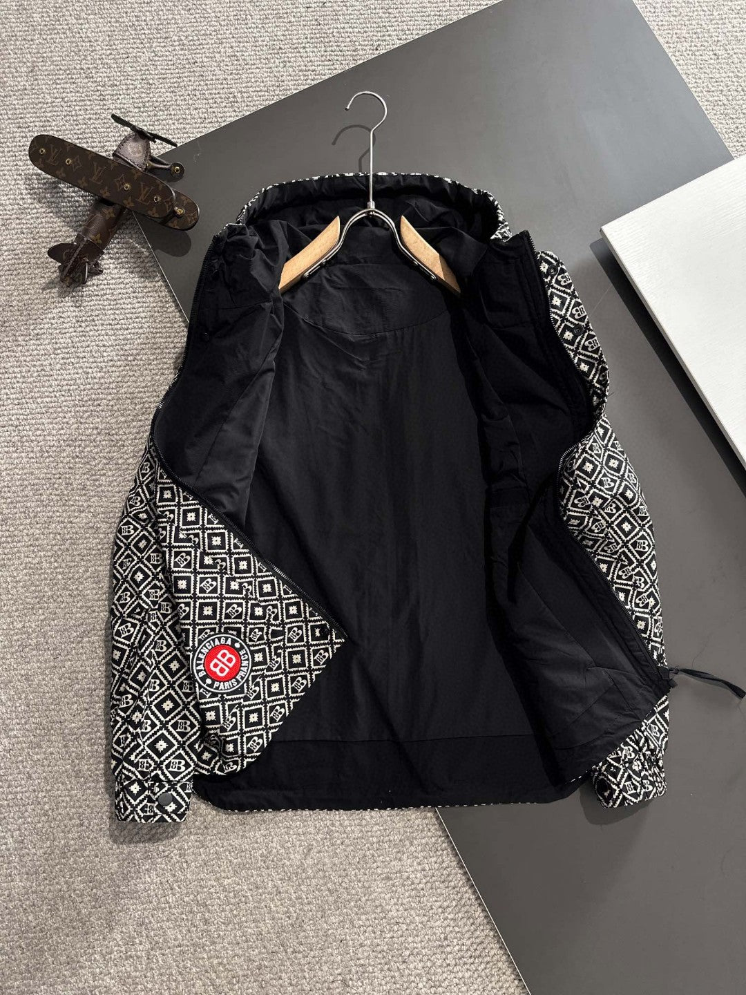 BALENCIAGA Exclusive Jacket