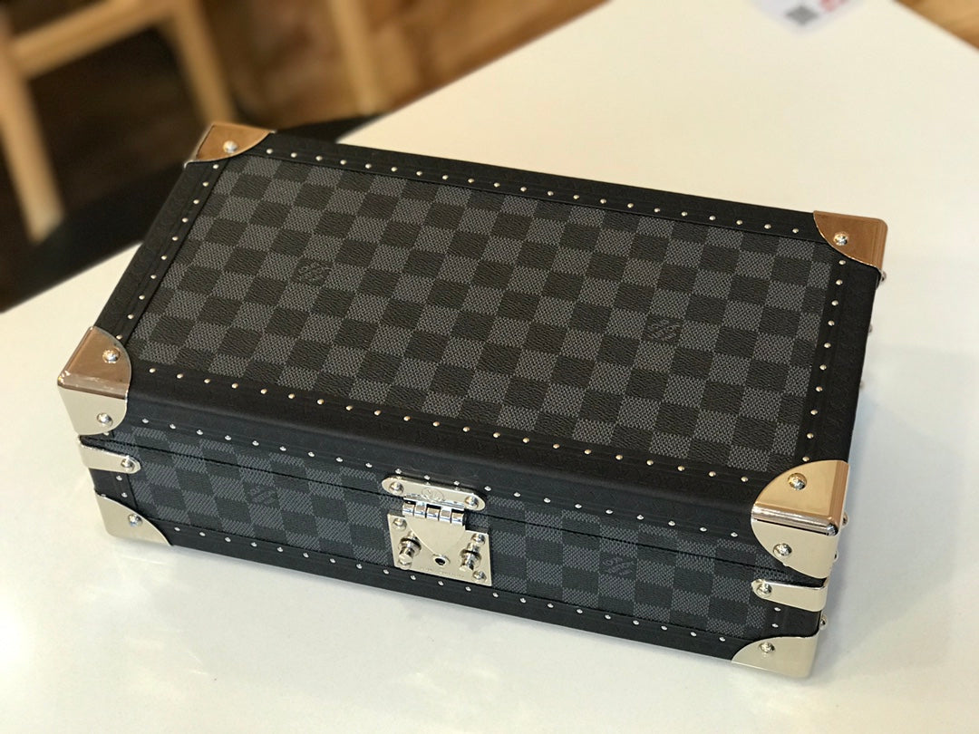 Louis Vuitton Coffret 8 Montres