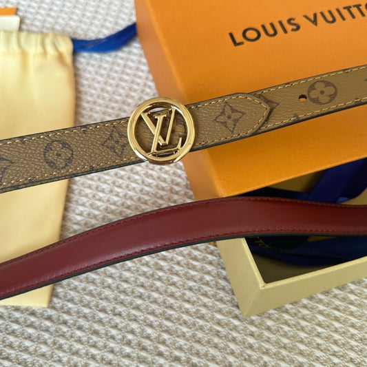 Louis Vuitton Reversible lady Belt