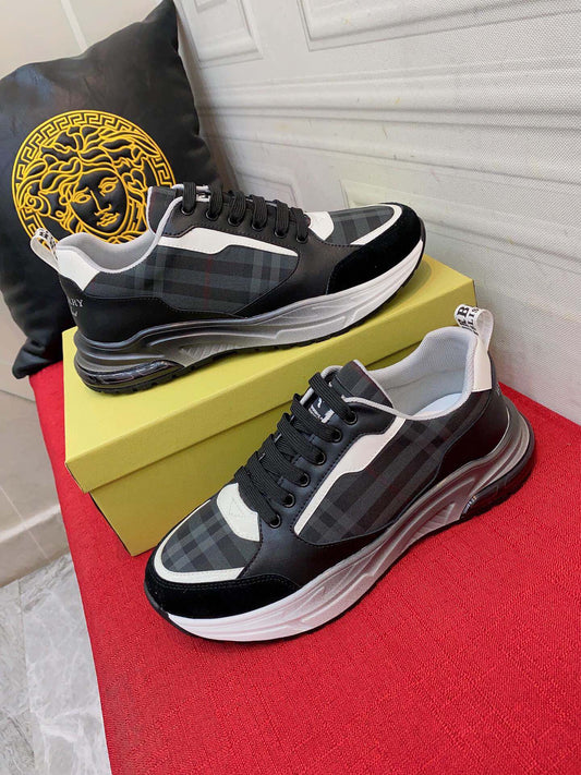 Burberry Sneakers