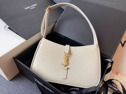 Saint Laurent Le 5 à 7 Hobo Bag in Matte Python - Black - Women