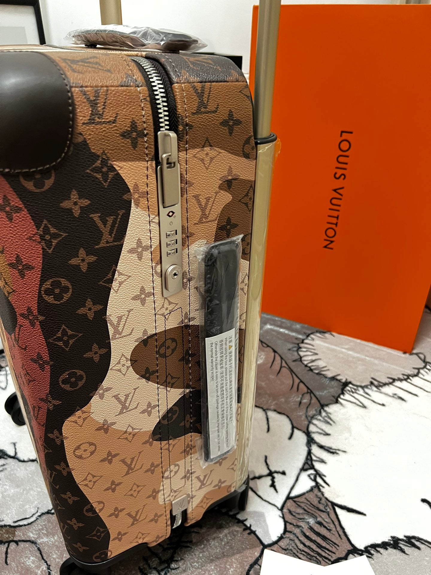 Louis Vuitton Horizon 55