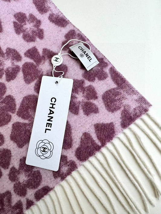 CHANEL Scarf