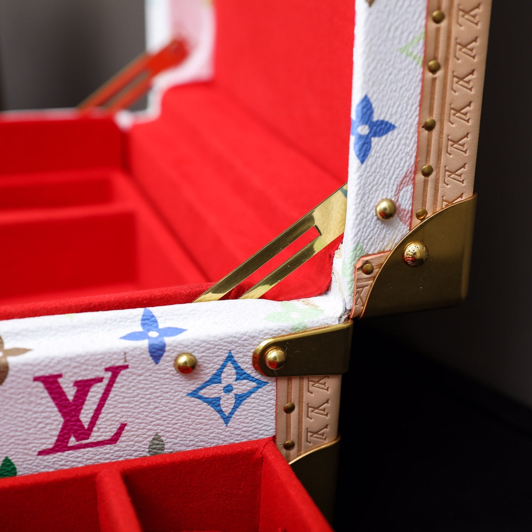 Louis Vuitton Jewelry Case Trunk