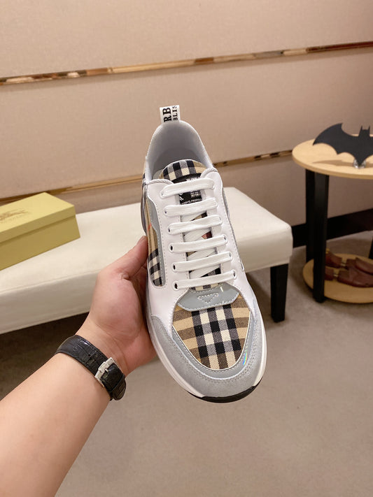 Burberry Sneakers