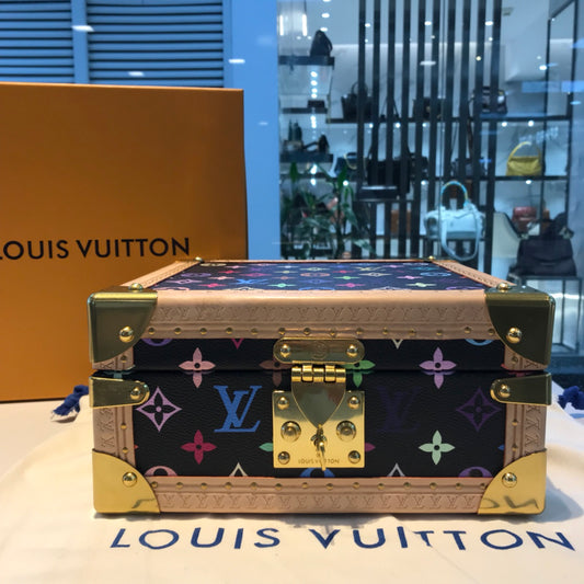 Louis Vuitton Jewelry Case Trunk